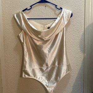 NWT Express off the shoulder thong Bodysuit Size XS